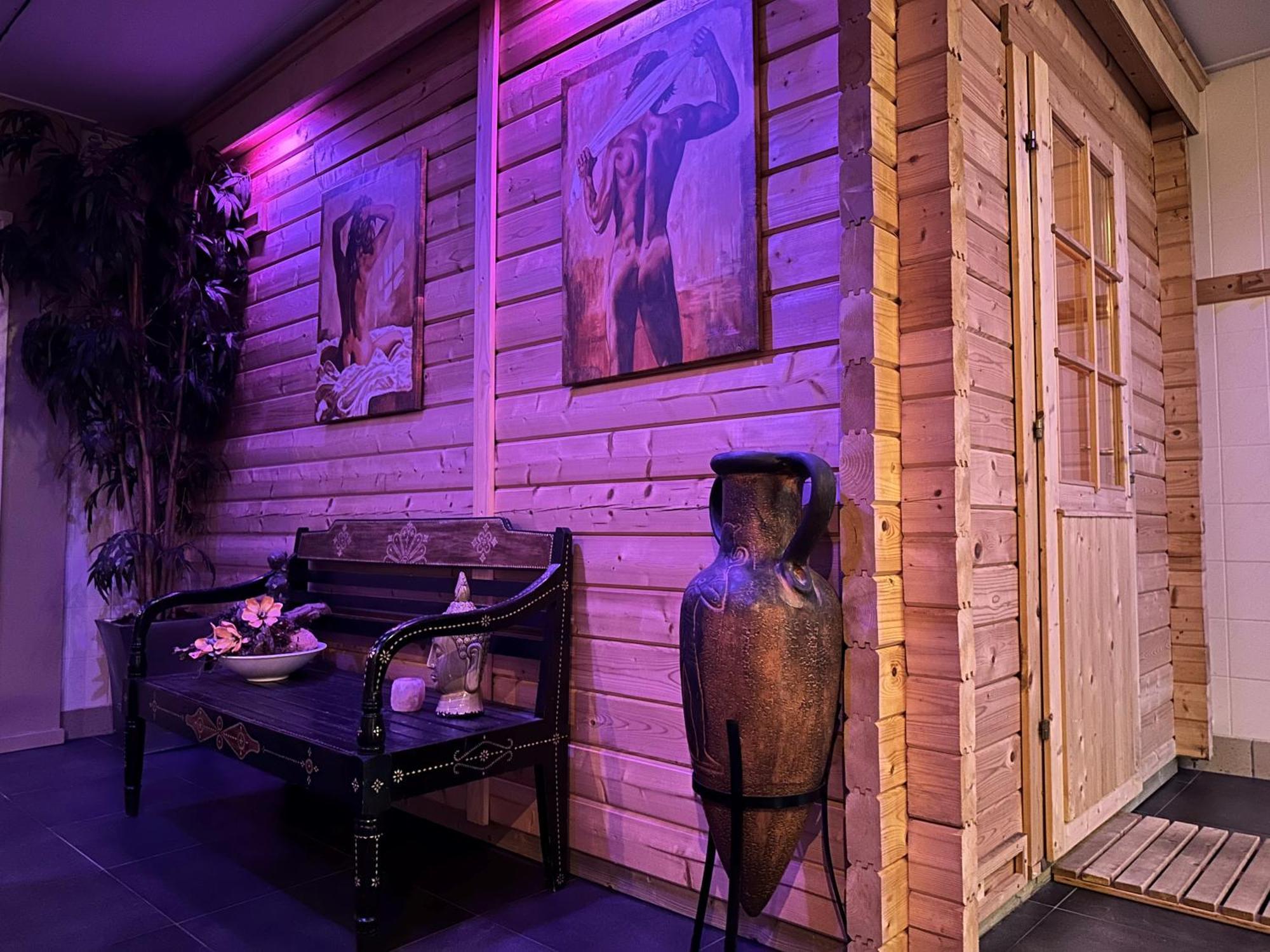 Maroah Spa En Wellness Overnachting Бокстел Экстерьер фото